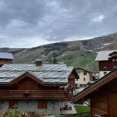 Les Deux Alpes+parking Couvert Apartment *